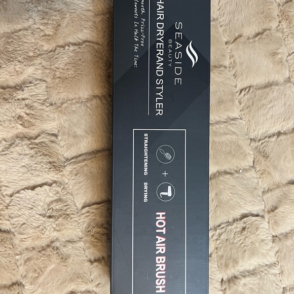 Seaside Beauty hair dryer& styler Brush BRAND NEW Never Used - Picture 2 of 8